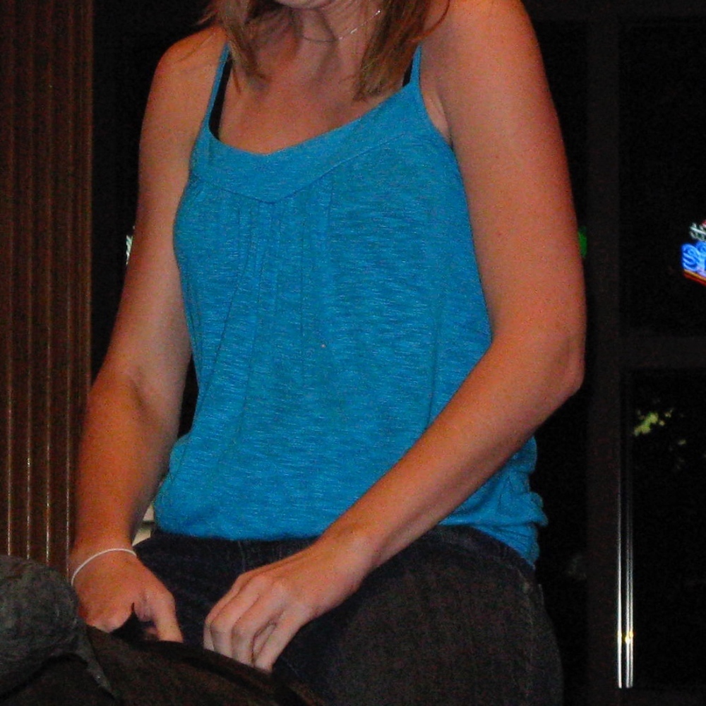 Forever 21 blue & white tank top cami